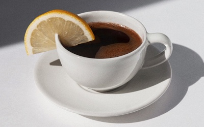 Uống cà phê với chanh có giúp giảm béo nhanh?
