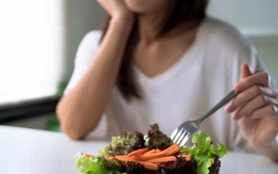 Dấu hiệu cảnh báo thiếu vitamin B12 bạn không nên bỏ qua