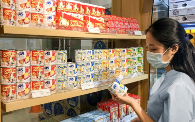 Lộ diện những khách hàng may mắn đầu tiên “uống sữa Ông Thọ, trúng vàng”