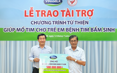 Vinamilk tiếp tục ủng hộ Hội Bảo trợ Bệnh nhân nghèo TP.HCM