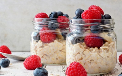 Chế biến và bảo quản món yến mạch qua đêm 