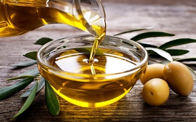 Tác dụng và những lưu ý khi sử dụng dầu olive để dưỡng da