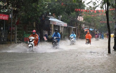 Miền Trung mưa lớn, đề phòng lũ quét, sạt lở đất