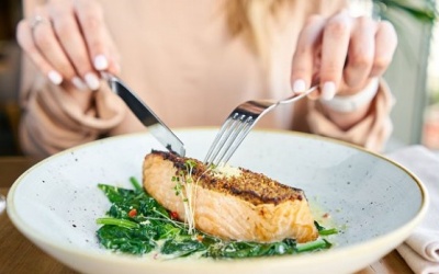 Thực phẩm tốt cho não bộ sau tuổi 50