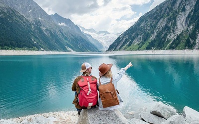 Tử vi thứ Sáu (26/11/2021): Ma Kết muốn 'xách ba lô lên và đi'