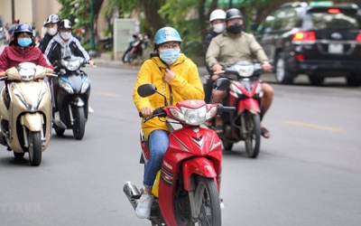 Bắc Bộ nắng hanh, Tây Nguyên và Nam Bộ mưa dông