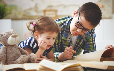 Tử vi thứ Năm (2/12/2021): Cự Giải cần quan tâm hơn tới người thân