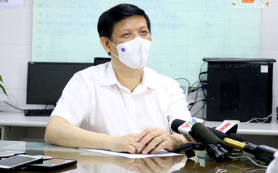 Bộ trưởng Bộ Y tế và WHO nói gì về việc gia hạn sử dụng vaccine Pfizer?