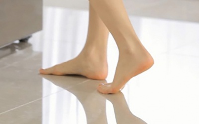 Tại sao bạn nên đi dép trong nhà?