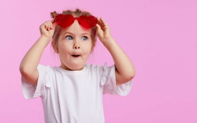 Tử vi Chủ nhật (19/12/2021): Nhân Mã có thể khám phá được nhiều bí mật thú vị