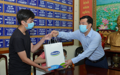 Vinamilk hỗ trợ chi phí phẫu thuật bệnh nhi mắc bệnh tim bẩm sinh