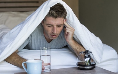 Nên ăn uống thế nào để hồi phục sức khỏe sau cơn say?