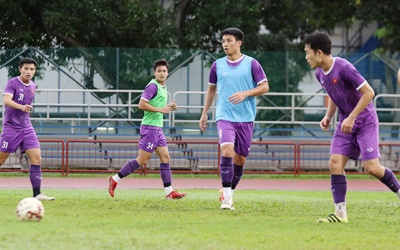 Duy Mạnh chấn thương, thầy Park đón liền lúc 2 sự thay thế chất lượng