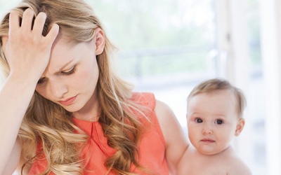 Cách đối phó với chứng rụng tóc sau sinh