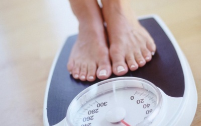 Thói quen ban đêm khiến bạn tăng cân âm thầm