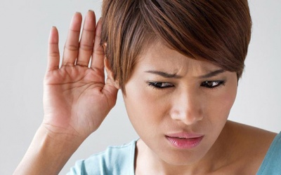 Ù tai kéo dài: Dấu hiệu nhỏ, ảnh hưởng lớn