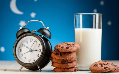 Gợi ý các món ăn nhẹ giúp người bệnh đái tháo đường ngủ ngon