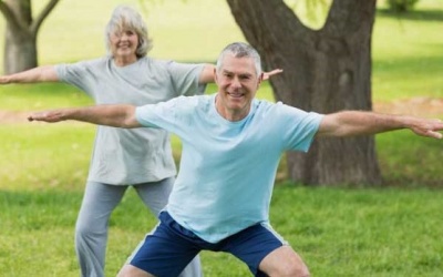 Suy tim do tăng huyết áp, hở van tim cần điều trị, ăn uống, tập thể dục như thế nào?