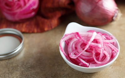 Công thức làm hành tây muối chua ăn chống ngán ngày Tết