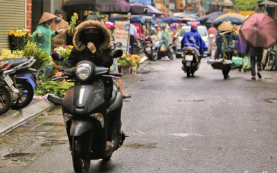 Bắc Bộ và Trung Bộ mưa dông, trời rét đậm