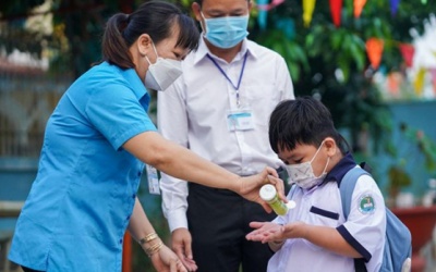 Lý giải tâm lý phụ huynh khi con trở lại trường