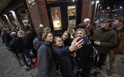 Thụy Điển tuyên bố đại dịch COVID-19 kết thúc, bất chấp mọi cảnh báo