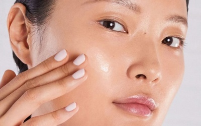 Cách đắp mặt nạ mật ong “cứu cánh” cho làn da nhờn