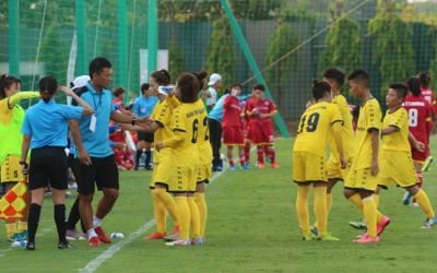 Chuyển nhượng bóng đá nữ Việt Nam: Khó khăn từ người lãnh đạo