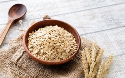 Bí quyết tắm trắng bằng bột yến mạch cho làn da sáng mịn