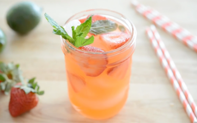 Nước chanh dâu tây mát lạnh ngày Hè