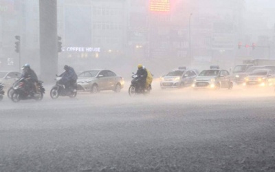 Nam Bộ mưa lớn cục bộ, chỉ số tia cực tím tại Bắc Bộ ở mức cao