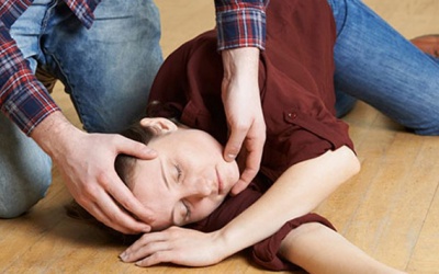 Ghi nhớ ngay các dấu hiệu đột quỵ và cách xử lý kịp thời