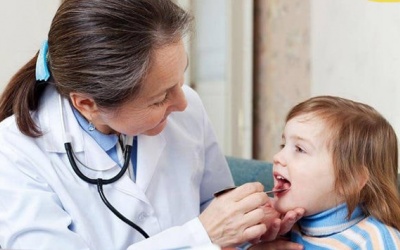 Bị viêm amidan cấp, khi nào cần gặp bác sỹ?