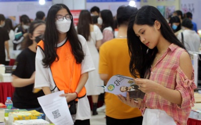 Mỗi thanh niên một cuốn sách làm bạn, sáng tạo qua từng trang sách