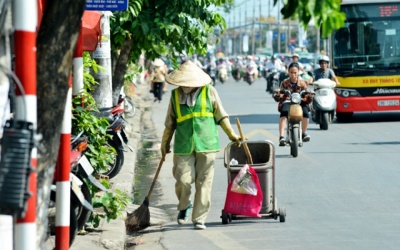 “Tiếng chổi tre” & câu chuyện hôm nay