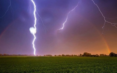 Nhiều nơi mưa dông vào chiều và đêm, cần phòng tránh sét