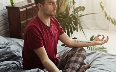 Luyện tập phương pháp hít thở 4-7-8 để cải thiện sự tập trung và ngủ ngon hơn