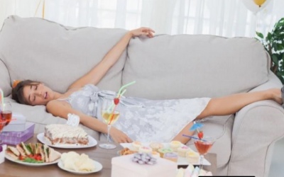 Tại sao chúng ta thường cảm thấy mệt mỏi sau khi ăn?