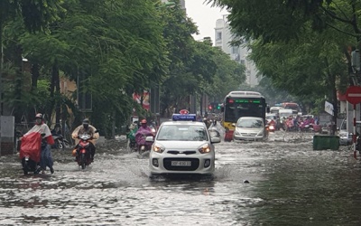 Mưa lớn tại Hà Nội và các tỉnh, thành Bắc Bộ