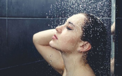 Tác hại của việc tắm ngay sau khi ăn