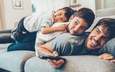 Infographic: Gợi ý các bộ phim ý nghĩa cho Ngày của Cha