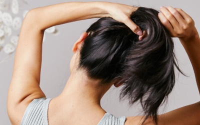 Chăm sóc mái tóc bóng khỏe trong mùa Hè