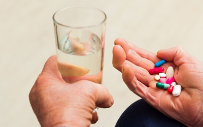 Thuốc Parkinson bị nhờn, giảm tác dụng phải làm sao?