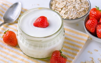 Bị sỏi mật ăn sữa chua được không?