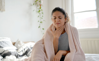 Đau họng ban đêm: Nguyên nhân và một số lưu ý