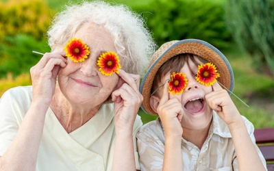 Tử vi thứ Năm (25/8/2022): Thiên Bình nên dành thời gian ở bên người thân