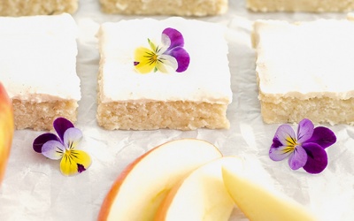 Món bánh táo và dừa không cần lò nướng