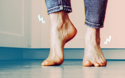 Đái tháo đường: Bị tê bì, châm chích, nóng rát chân phải làm sao?