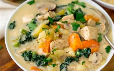 Tối nay ăn gì: Súp Gà kem rau cho bữa tối cuối tuần se lạnh