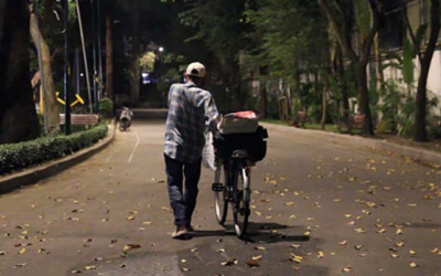 Hà Nội đêm lạnh, TP.HCM mưa vào chiều tối